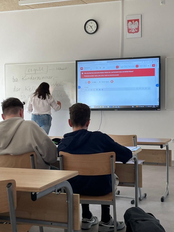 56273-1000000573.jpg Job shadowing nauczycielek gimnazjum w Warszawie